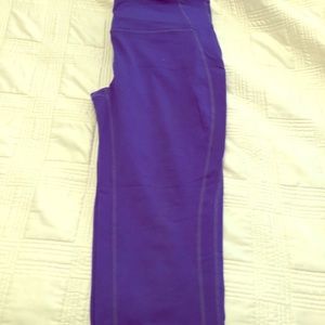 Gap Athletic Capris